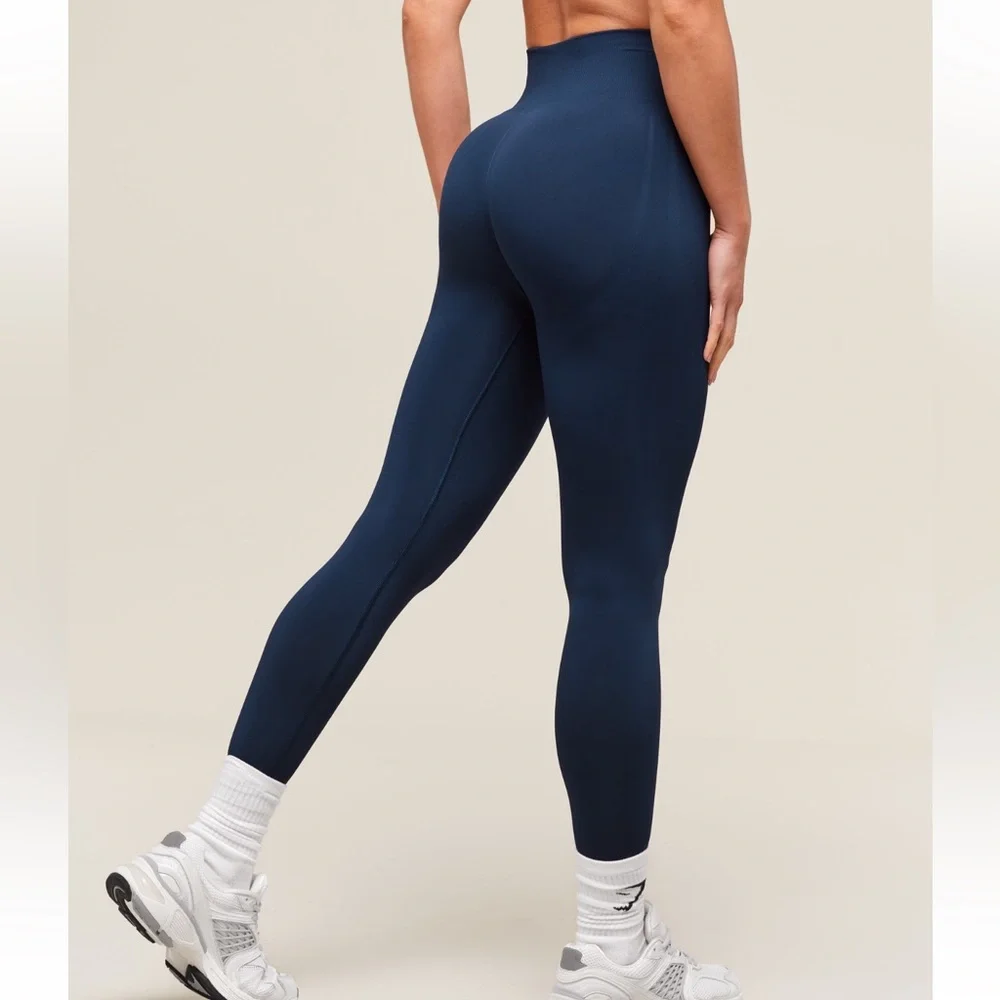Gymshark Everyday Seamless Navy Leggings - Picture 2 of 9